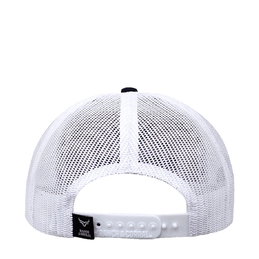 Gorra con broche